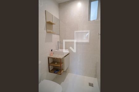 Apartamento para alugar com 72m², 2 quartos e sem vagaBanheiro