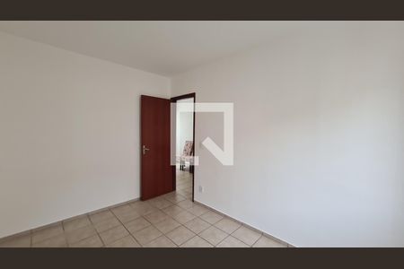 Apartamento para alugar com 77m², 2 quartos e 1 vagaQuarto