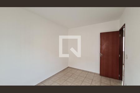 Apartamento para alugar com 77m², 2 quartos e 1 vagaQuarto
