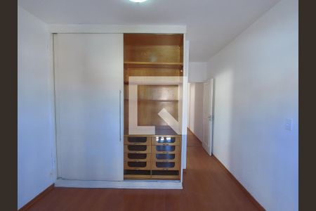 Suíte de casa para alugar com 4 quartos, 130m² em Portal dos Gramados, Guarulhos