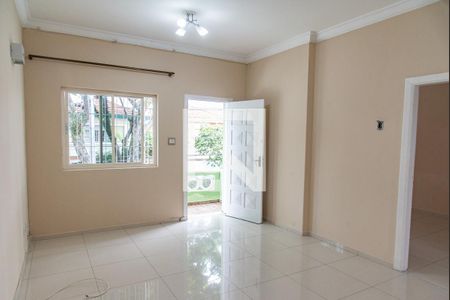 Sala de casa para alugar com 2 quartos, 140m² em Vila Monumento, São Paulo
