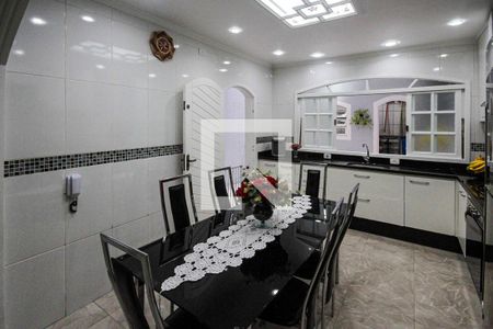 Casa à venda com 300m², 3 quartos e 2 vagasCozinha