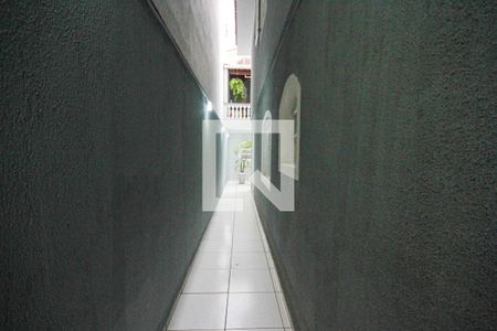 Casa à venda com 300m², 3 quartos e 2 vagasCorredor Lateral