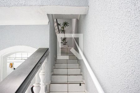 Casa à venda com 300m², 3 quartos e 2 vagasEscada