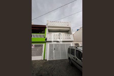 Casa à venda com 300m², 3 quartos e 2 vagasFachada