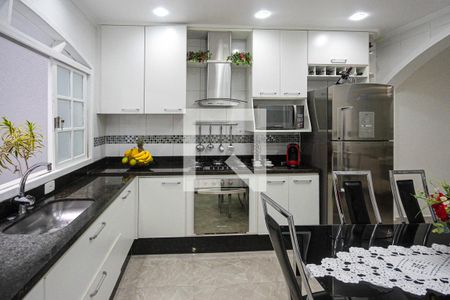 Casa à venda com 300m², 3 quartos e 2 vagasCozinha