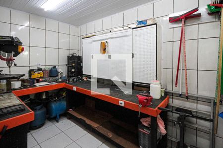 Casa à venda com 300m², 3 quartos e 2 vagasQuarto de Serviço