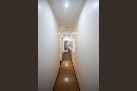 Casa à venda com 300m², 3 quartos e 2 vagasCorredor dos Quartos