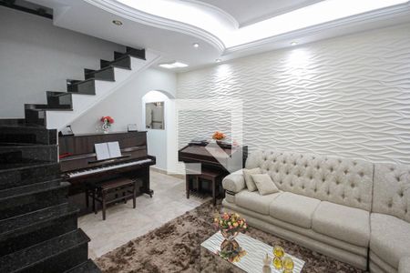 Sala de casa à venda com 3 quartos, 300m² em Jardim Cotiana, São Paulo