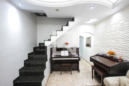 Sala de casa à venda com 3 quartos, 300m² em Jardim Cotiana, São Paulo