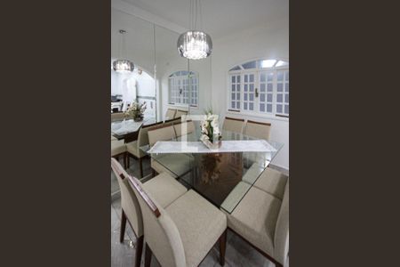 Casa à venda com 300m², 3 quartos e 2 vagasCozinha