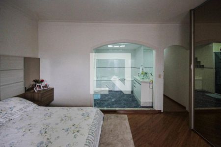 Casa à venda com 300m², 3 quartos e 2 vagasSuite