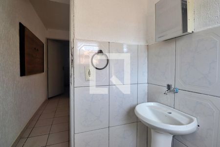 Banheiro de casa para alugar com 1 quarto, 60m² em Vila Palmares, Santo André