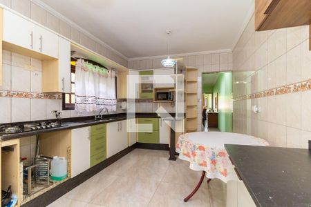 Casa à venda com 200m², 3 quartos e 7 vagas Casa à venda com 200m², 3 quartos e 7 vagasCozinha