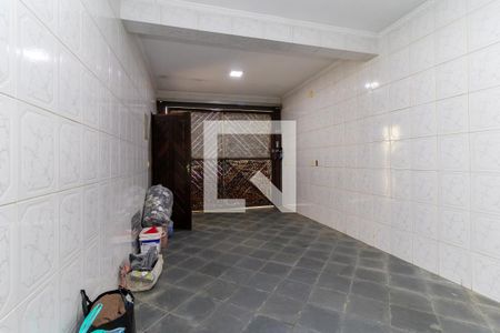 Casa à venda com 200m², 3 quartos e 7 vagas Casa à venda com 200m², 3 quartos e 7 vagasGaragem