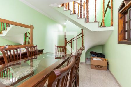 Casa à venda com 200m², 3 quartos e 7 vagas Casa à venda com 200m², 3 quartos e 7 vagasSala de Jantar