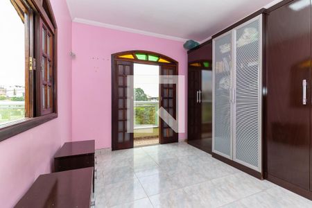 Casa à venda com 200m², 3 quartos e 7 vagas Casa à venda com 200m², 3 quartos e 7 vagasQuarto 1 - Suíte