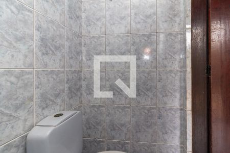 Casa à venda com 200m², 3 quartos e 7 vagas Casa à venda com 200m², 3 quartos e 7 vagasBanheiro de Serviço