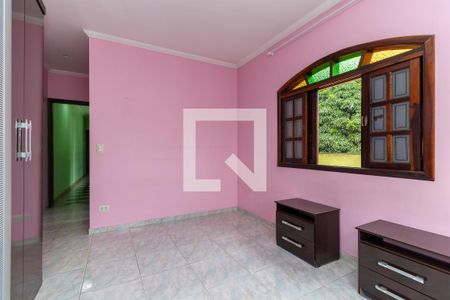 Casa à venda com 200m², 3 quartos e 7 vagas Casa à venda com 200m², 3 quartos e 7 vagasQuarto 1 - Suíte