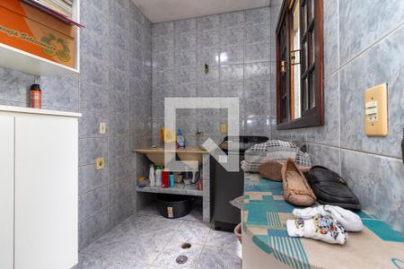 Casa à venda com 200m², 3 quartos e 7 vagas Casa à venda com 200m², 3 quartos e 7 vagasÁrea de Serviço