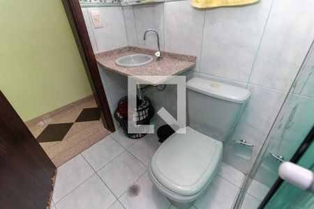 Casa à venda com 200m², 3 quartos e 7 vagas Casa à venda com 200m², 3 quartos e 7 vagasBanheiro 2