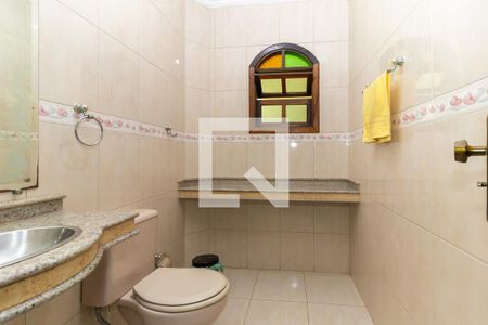 Casa à venda com 200m², 3 quartos e 7 vagas Casa à venda com 200m², 3 quartos e 7 vagasLavabo