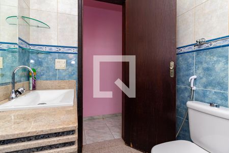 Casa à venda com 200m², 3 quartos e 7 vagas Casa à venda com 200m², 3 quartos e 7 vagasBanheiro da Suíte 1