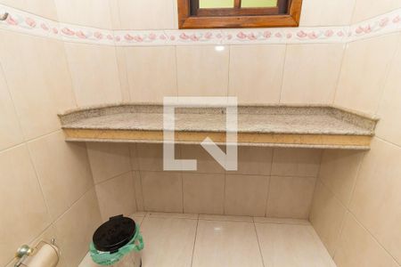 Casa à venda com 200m², 3 quartos e 7 vagas Casa à venda com 200m², 3 quartos e 7 vagasLavabo