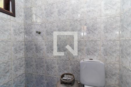 Casa à venda com 200m², 3 quartos e 7 vagas Casa à venda com 200m², 3 quartos e 7 vagasBanheiro de Serviço