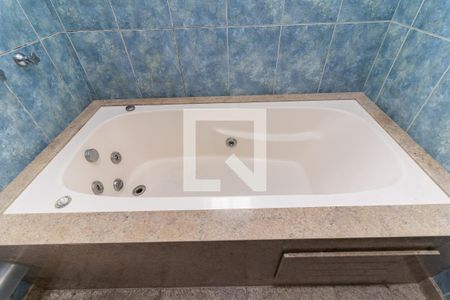 Casa à venda com 200m², 3 quartos e 7 vagas Casa à venda com 200m², 3 quartos e 7 vagasBanheiro da Suíte 1