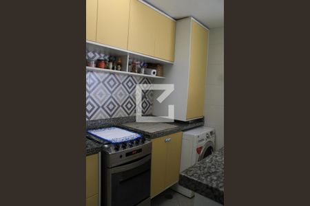 Apartamento à venda com 130m², 2 quartos e 2 vagasCozinha