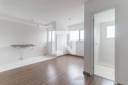 Quarto/Cozinha de kitnet/studio para alugar com 1 quarto, 26m² em Botujuru, Mogi das Cruzes