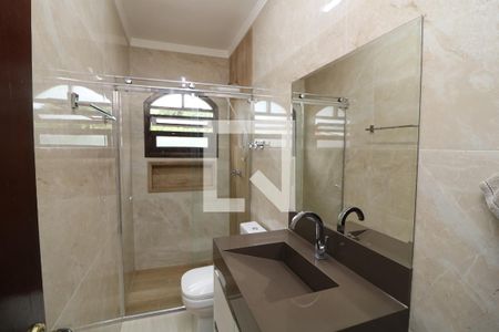 Casa para alugar com 172m², 3 quartos e 3 vagasBanheiro