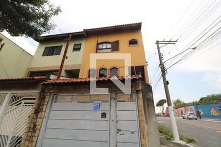 Casa para alugar com 172m², 3 quartos e 3 vagasFachada