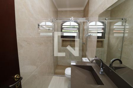 Casa para alugar com 172m², 3 quartos e 3 vagasBanheiro