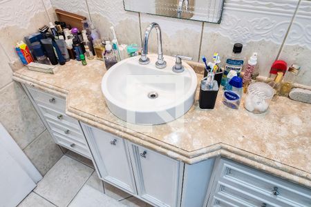 Apartamento à venda com 147m², 3 quartos e 3 vagasBanheiro da Suíte 2