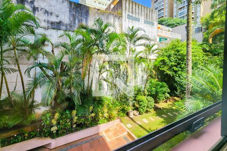 Apartamento à venda com 147m², 3 quartos e 3 vagasVista da Suíte 1