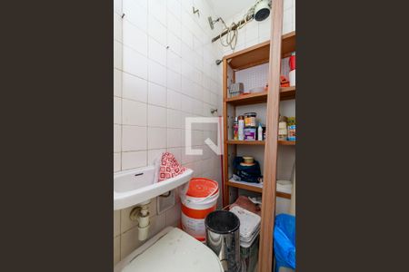 Apartamento à venda com 93m², 3 quartos e 1 vagaÁrea de Serviço - Banheiro