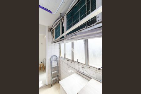 Apartamento à venda com 93m², 3 quartos e 1 vagaÁrea de Serviço