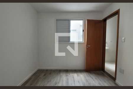 Quarto de apartamento para alugar com 1 quarto, 30m² em Vila Curuca, Santo André