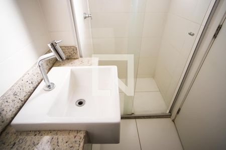 Apartamento para alugar com 70m², 3 quartos e 2 vagasBanheiro do Quarto 3