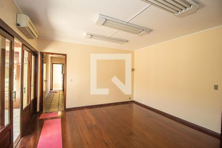 Sala de casa à venda com 5 quartos, 310m² em Menino Deus, Porto Alegre