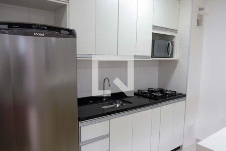 Cozinha de apartamento para alugar com 1 quarto, 37m² em Presidente Altino, Osasco
