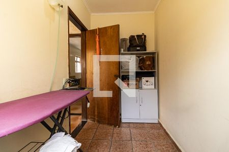 Casa à venda com 167m², 4 quartos e 4 vagasQuarto de Serviço