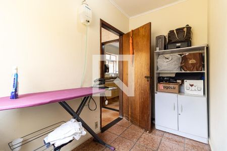 Casa à venda com 167m², 4 quartos e 4 vagasQuarto de Serviço