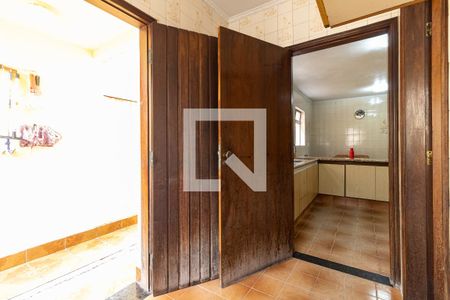 Casa à venda com 167m², 4 quartos e 4 vagasLavanderia 