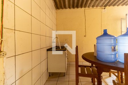 Casa à venda com 167m², 4 quartos e 4 vagasQuarto e Cozinha da Edícula 