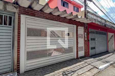 Casa à venda com 167m², 4 quartos e 4 vagasFachada