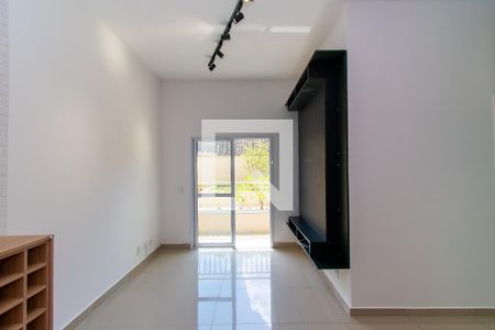 Sala de apartamento para alugar com 3 quartos, 67m² em Jardim Independência, São Paulo