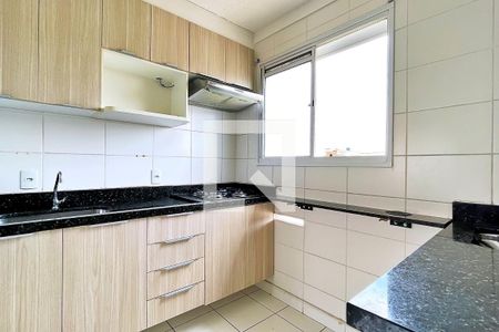 Apartamento para alugar com 38m², 2 quartos e 1 vaga Apartamento para alugar com 38m², 2 quartos e 1 vagaCozinha e Área de Serviço